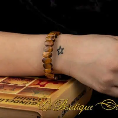 Oval Tiger's Eye Elastic Beaded Bracelet - Image 3