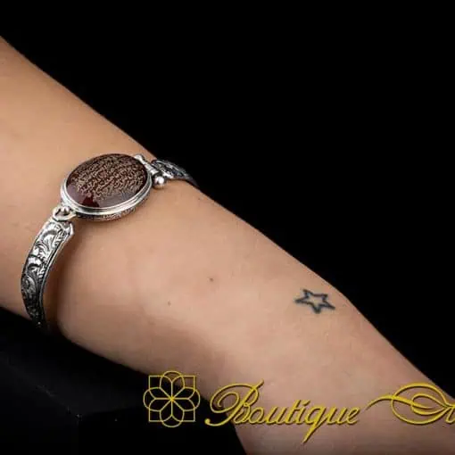 Ayat Al Kursi Red Yemeni Aqeeq Bracelet - Image 4