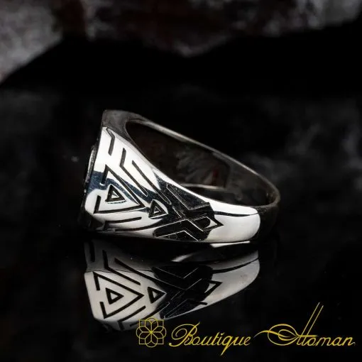 Single Black Zircon Minimalist Design Silver Ring - Image 4