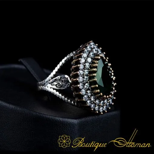 Mahidevran Sultan Emerald Silver Ring - Image 4