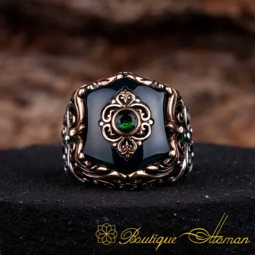 Celebi Collection Green Amber Ornamented Silver Ring - Image 3