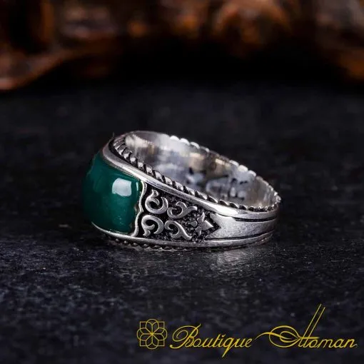 Green Aqeeq Special Curved Silver Ring - Image 4