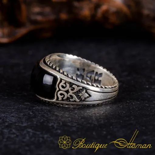 Black Aqeeq Special Curved Silver Ring - Image 3