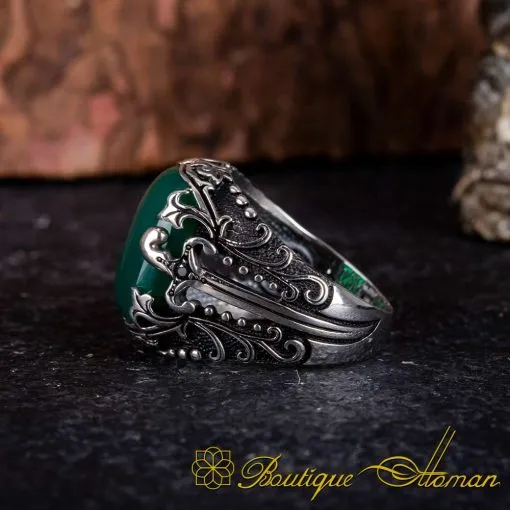 Green Aqeeq Silver Ring With Sword Sides - Image 4