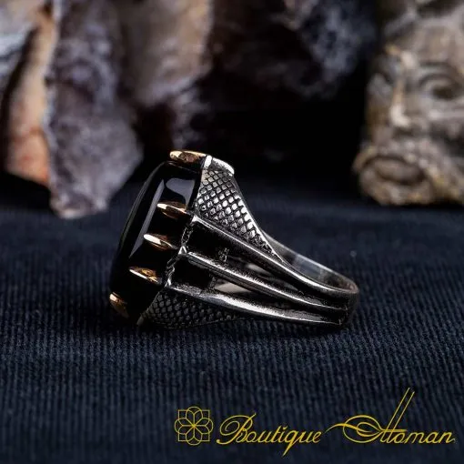 Black Onyx Claw Sides Silver Ring - Image 4