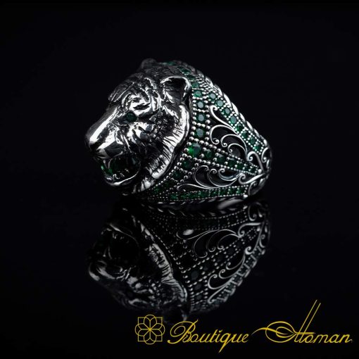 Lion Head Green Zircon Pieces Exclusive Silver Ring - Image 4
