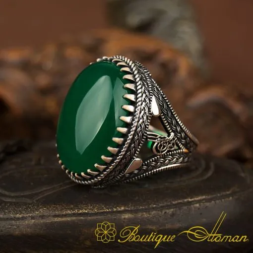Big Oval Green Aqeeq Silver Ring - Image 3