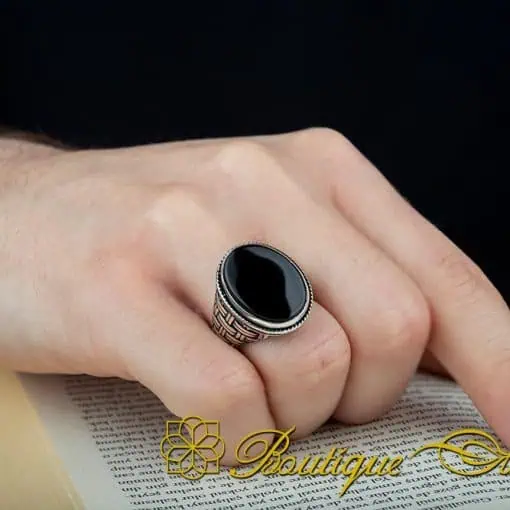 Black Aqeeq Oval Knit Pattern Silver Ring - Image 6