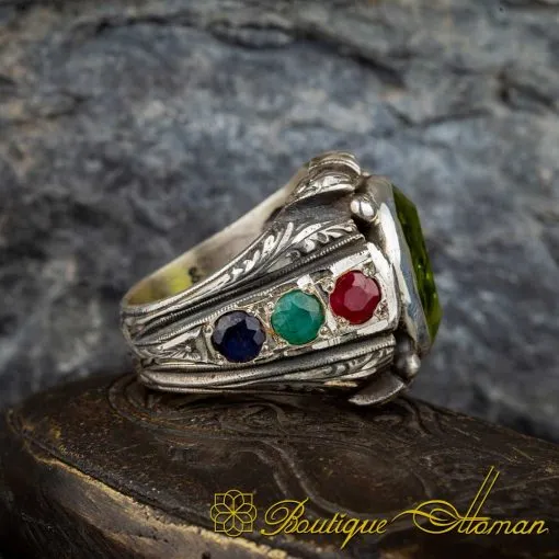 Classic Peridot Hand Engraved Ring - Image 3