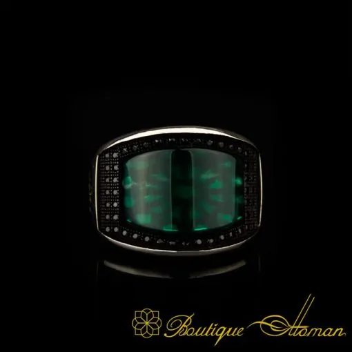 Alternative view of Curved Green Aqeeq Silver Ring