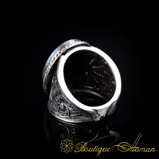 Filigree Handmade Ring with Flat Black Aqeeq - Image 4