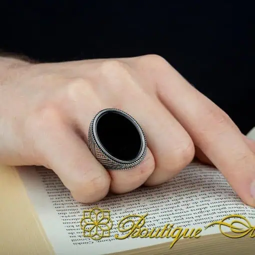 Oval Big Black Aqeeq Knit Pattern Silver Ring - Image 6