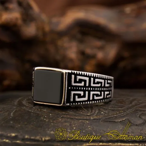 Small Square Black Onyx Ring - Image 3