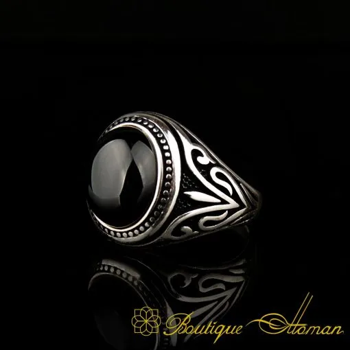 Round Black Aqeeq Onyx Pinky Ring - Image 4
