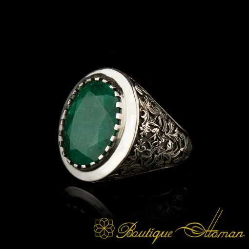 Savoy Collection Emerald Hand Engraved Ring - Image 3