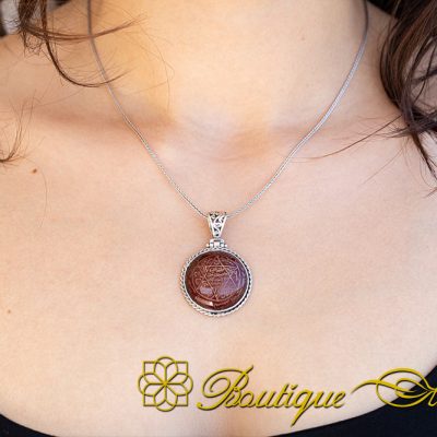 Alternative view of Seal Of Solomon Red Yemeni Aqeeq Pendant