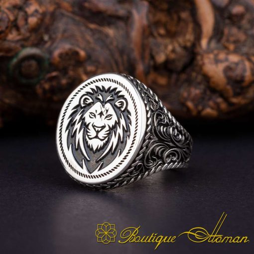 Stoneless Design Silver Men Ring With Lion Figure - Image 3
