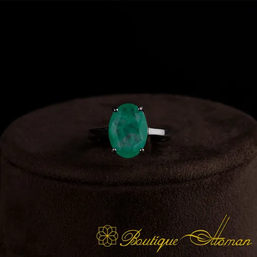 Emerald Classic Silver Jewelry Set