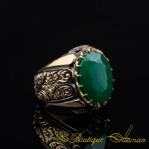 Emerald Oval Gilded Oxidized Silver Ring