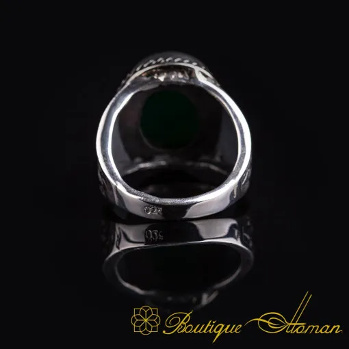 Ahl al-Bayt Oval Green Aqeeq Ring