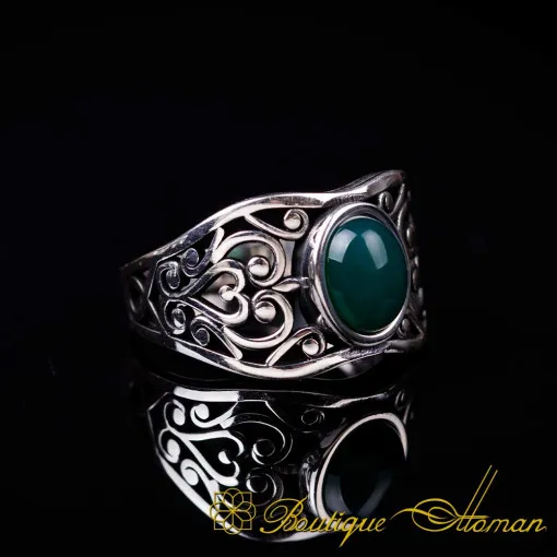 Green Aqeeq Intricate Silver Ring