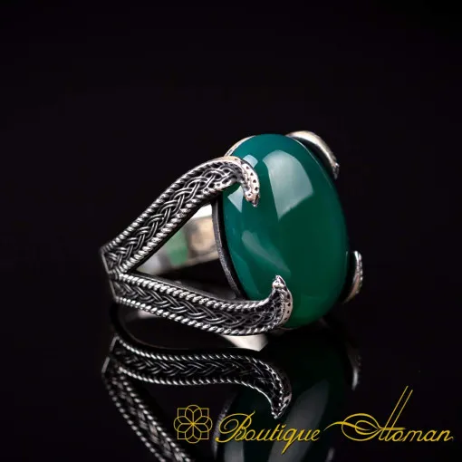 Serpent Elegance Green Aqeeq Oxidized Silver Ring