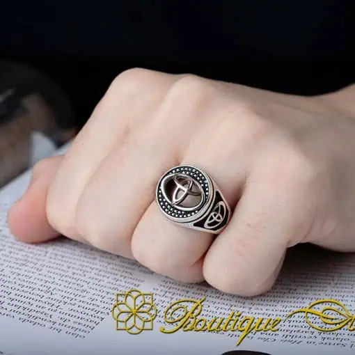 Car Logo Micro Zircon Detailed Ring for Toyota Owners No:2