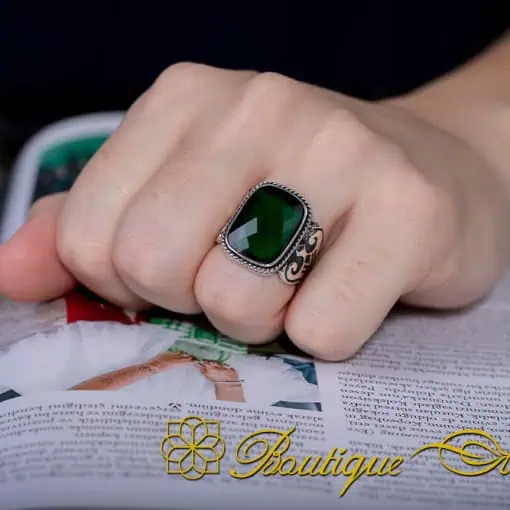 Green Zircon Rectangle Spear Silver Ring