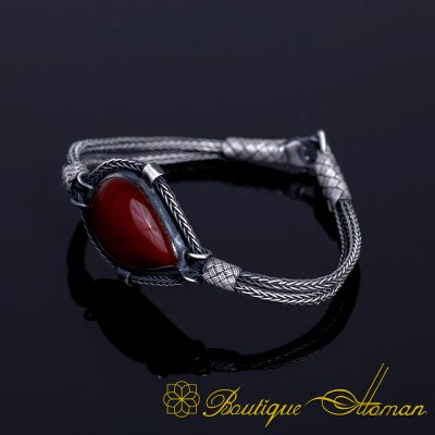 Red Yemeni Aqeeq Kazaz Hand Knitted Bracelet