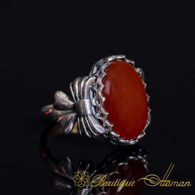 Red Aqeeq Women Ring with Bow Detail