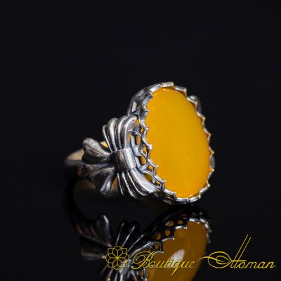 Yellow Aqeeq Women Ring with Bow Detail